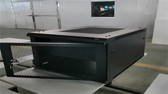 Reusable Solar Panel Pallets | Safe Storage, Handling