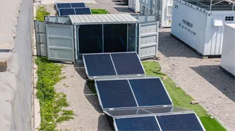 Using liquid air for grid-scale energy storage