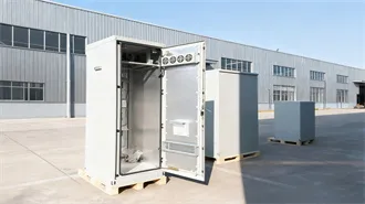 Flow batteries, the forgotten energy storage device