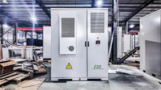 Using liquid air for grid-scale energy storage