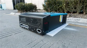 Solar Panel Output Voltage