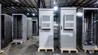 Off-Grid Solar Storage Systems: Containerized