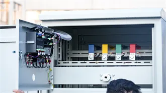 How Do Inverters Communicate - EASUN POWER