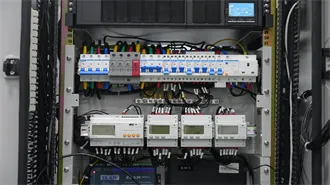 Outdoor Energy Storage Cabinet: 105KW/215KWh All