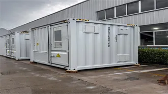Choosing the Right Commercial & Industrial Inverter: A Buyer''s Guide